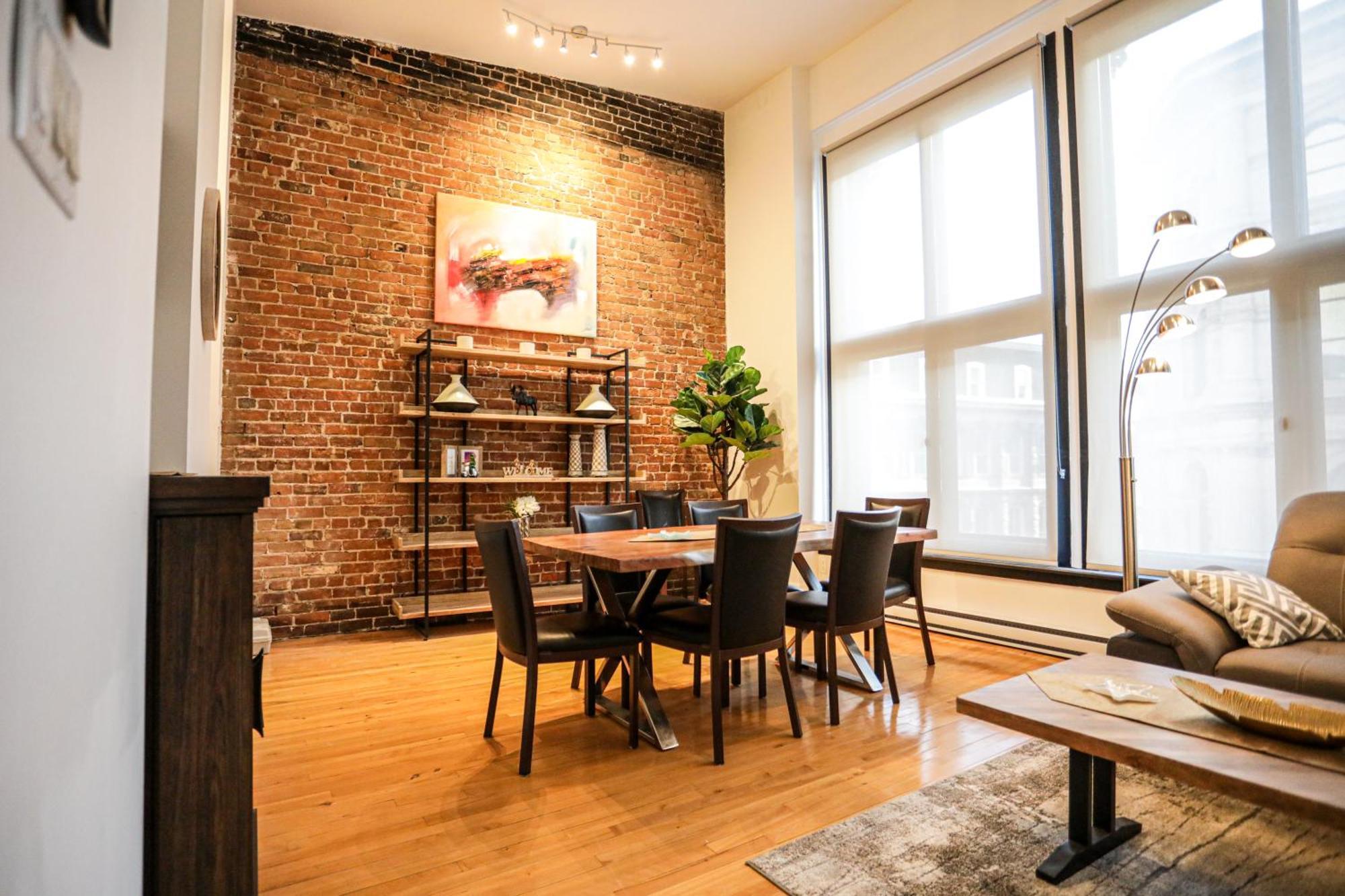 Elegant 1 Bedroom Apartment In Old Port - 202 Montreal Exterior photo